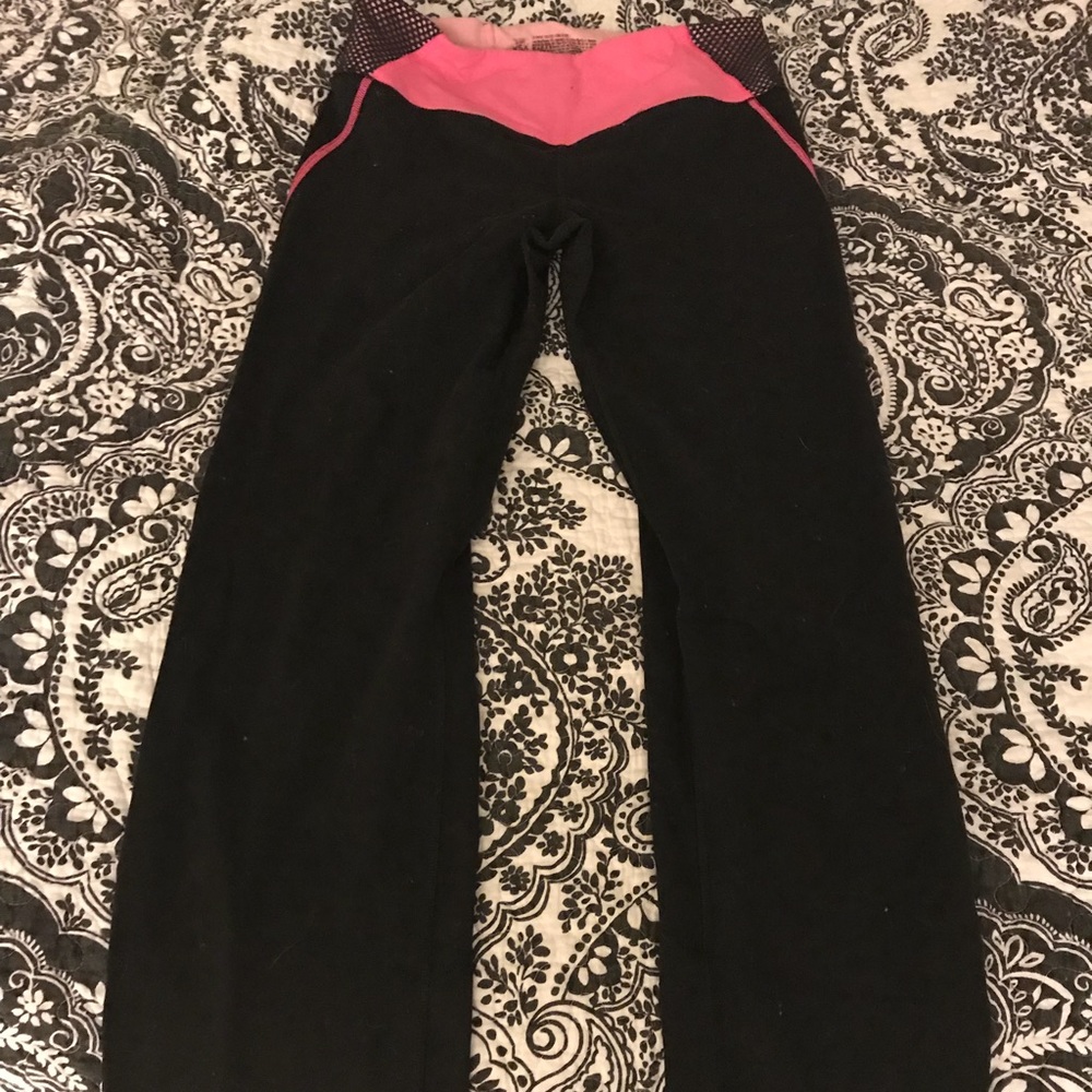 Victoria’s Secret yoga pants